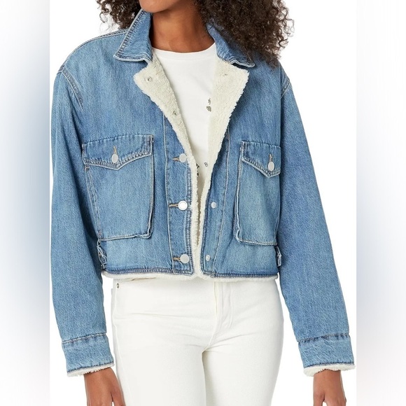 Blank NYC Crash Course Cropped Denim Jacket with Sherpa Lining blue size xs - Picture 2 of 8